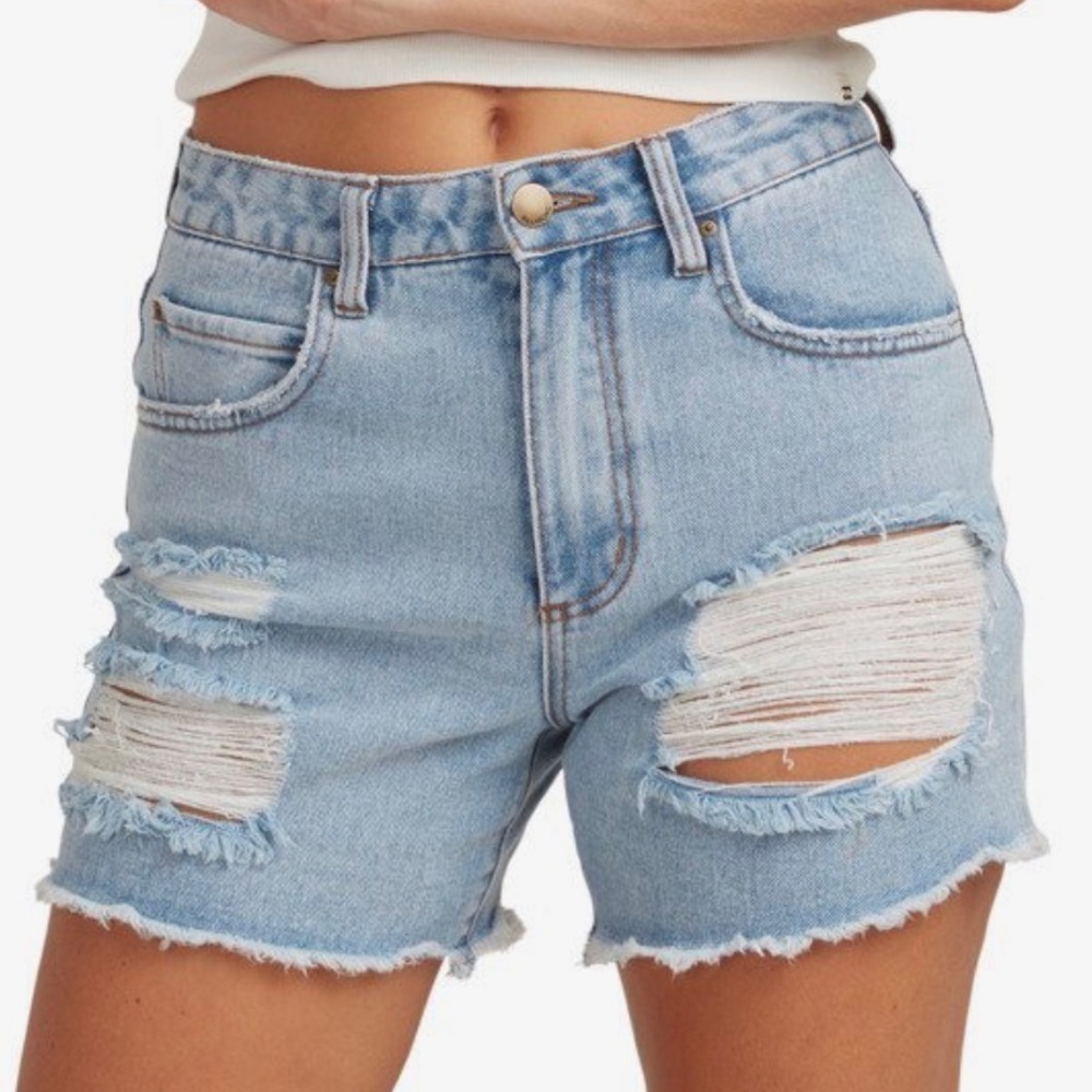 BILLABONG Distressed Denim Shorts Size 29